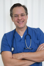 Dr. Matthias Karrer, Reisedoc